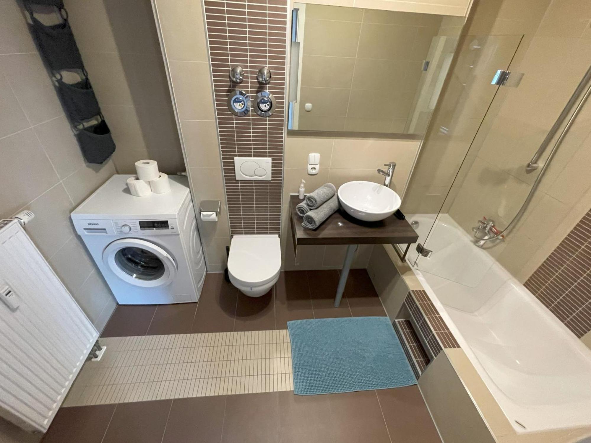 Traumwohnung Am Altstadtrand เรเกนส์บวร์ก ภายนอก รูปภาพ